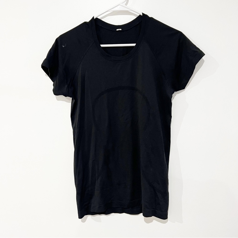 Lululemon Swiftly Short Sleeve Black Fitted Shirt Size 8